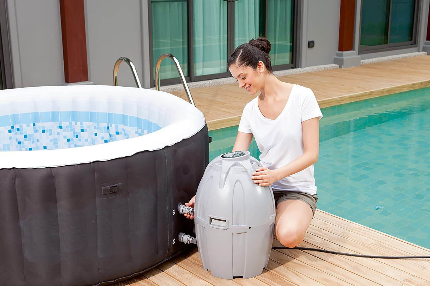 Inflatable Hot Tub for Cold Weather